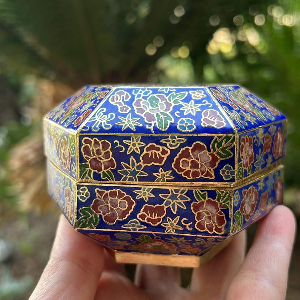 Colorful Floral Decorative Box - Picture 17 of 17